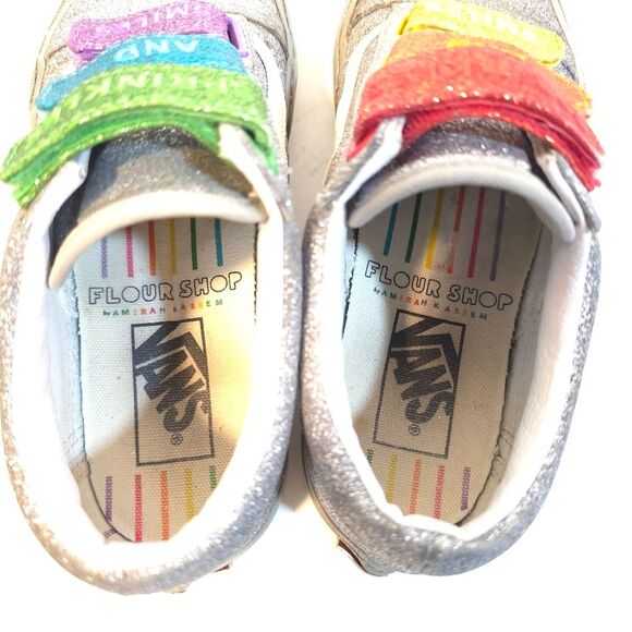 VANS x FLOUR SHOP Sprinkles & Smiles Old Skool V Silver Rainbow Glitter PRIDE Sn - Picture 9 of 12